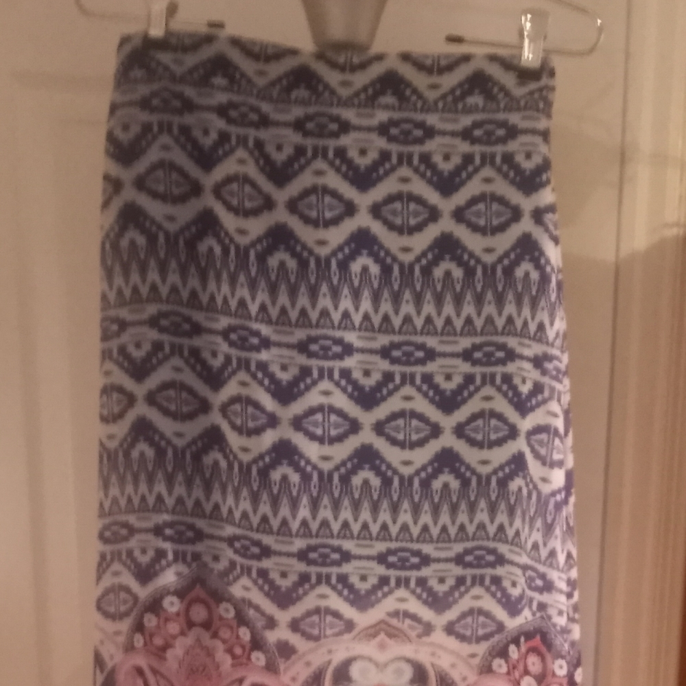 Pattern skirt